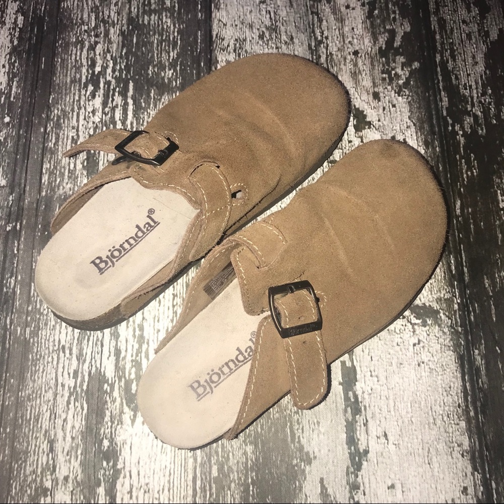 Bjorndal Suede Clogs